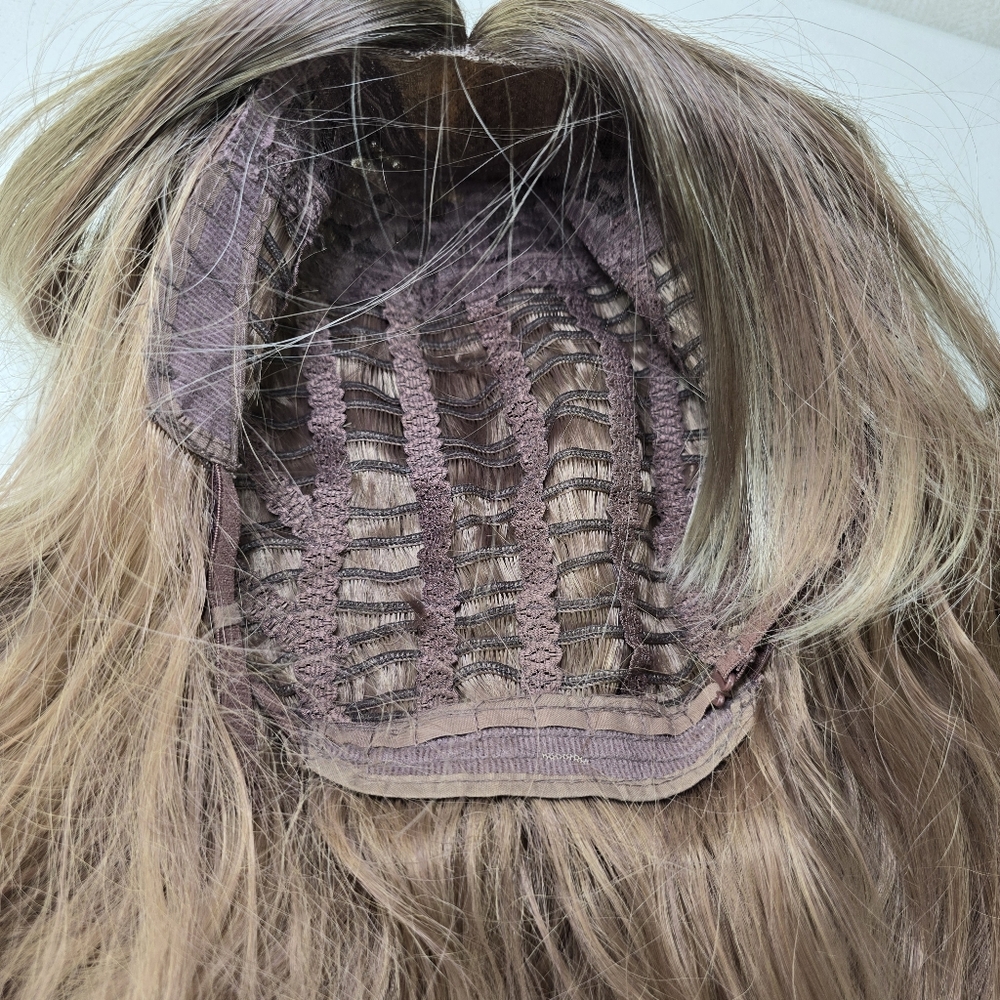 Pinkish Blonde 26 Inch Wave Wig - Picture 12 of 13